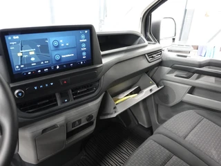 Ford Transit Custom – thumbnail 32