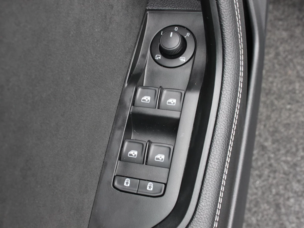 Škoda Superb – foto 21