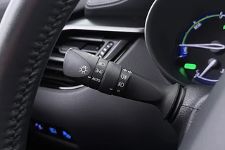 Toyota C-HR – thumbnail 33
