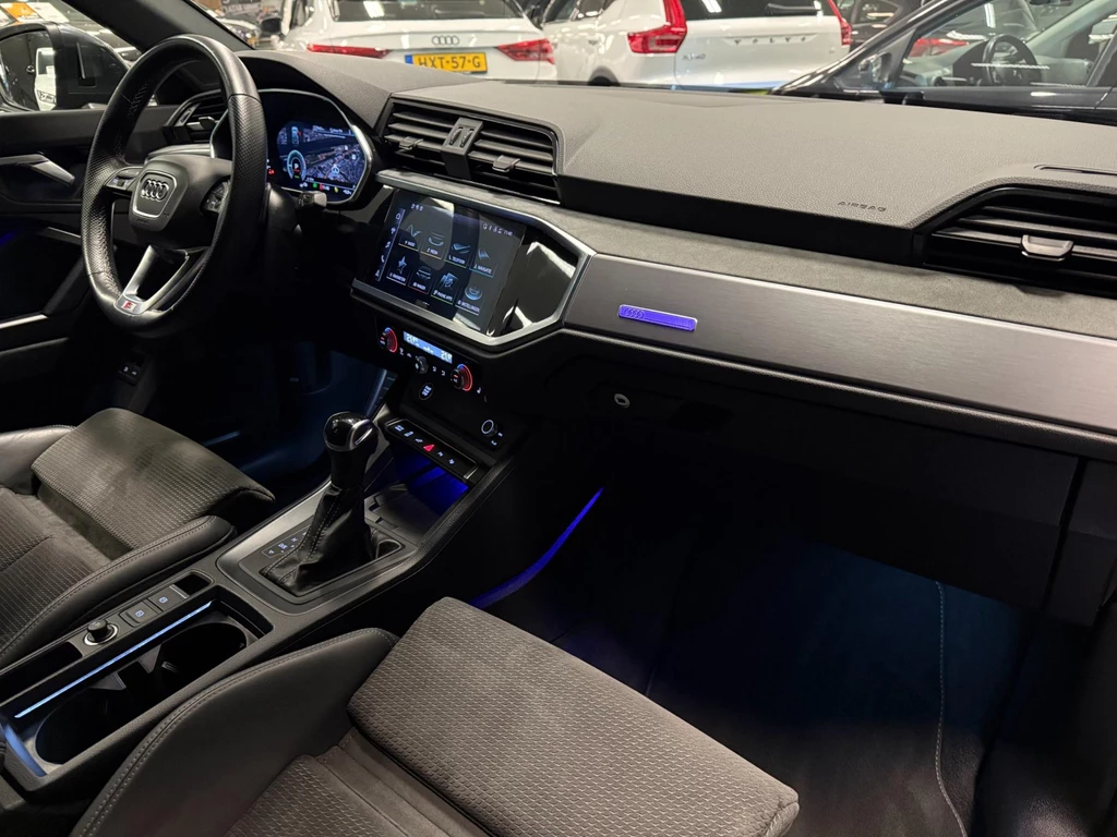 Audi Q3 – foto 17