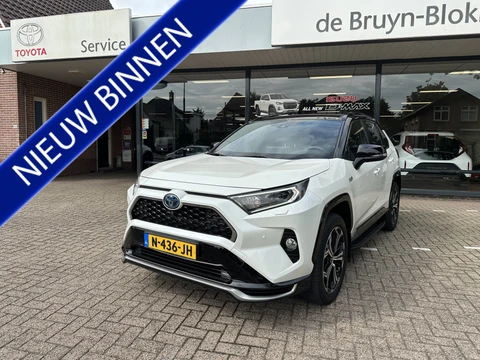 Toyota RAV4 2.5 Plug-in Hybrid AWD Bi-Tone Plus trekhaak / panoramadak / 360 monitor / stuurverwarming / JBL-audio / meest complete uitvoering / 10 jaar Toyota garantie-programma / Toyota pechhulppas / rijklaarprijs incl. garantie en onderhoud