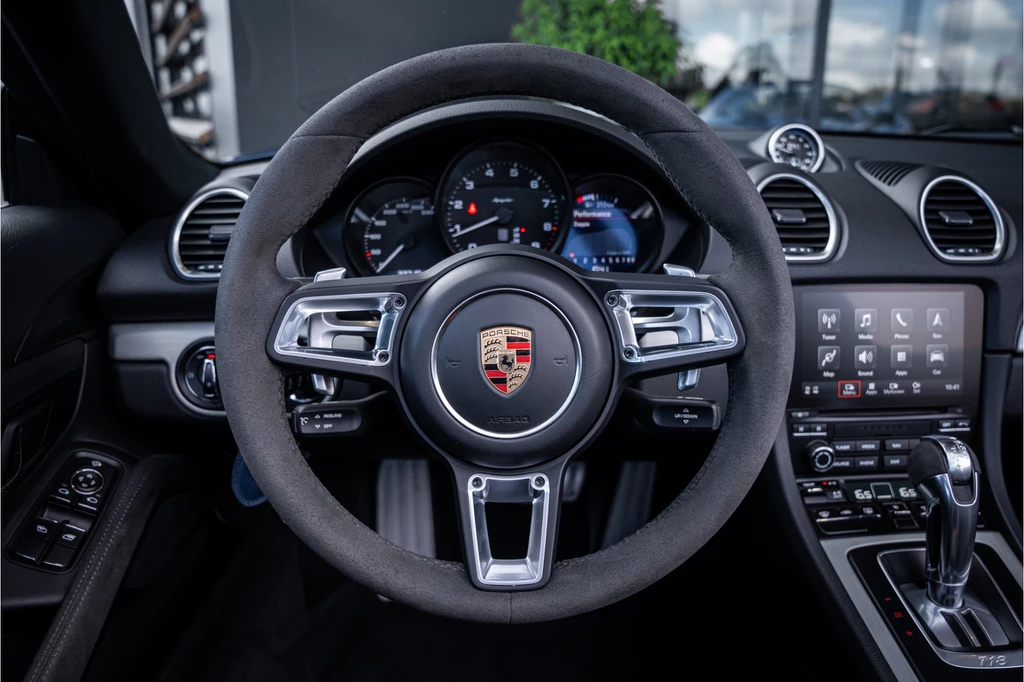 Porsche 718 – foto 16