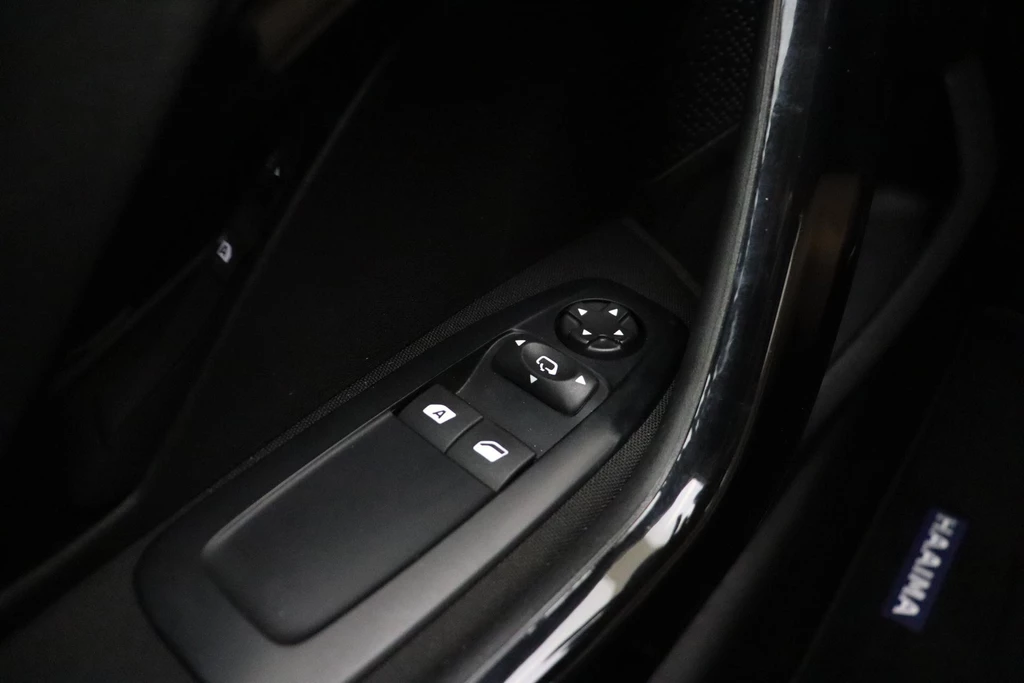 Peugeot 208 – foto 18