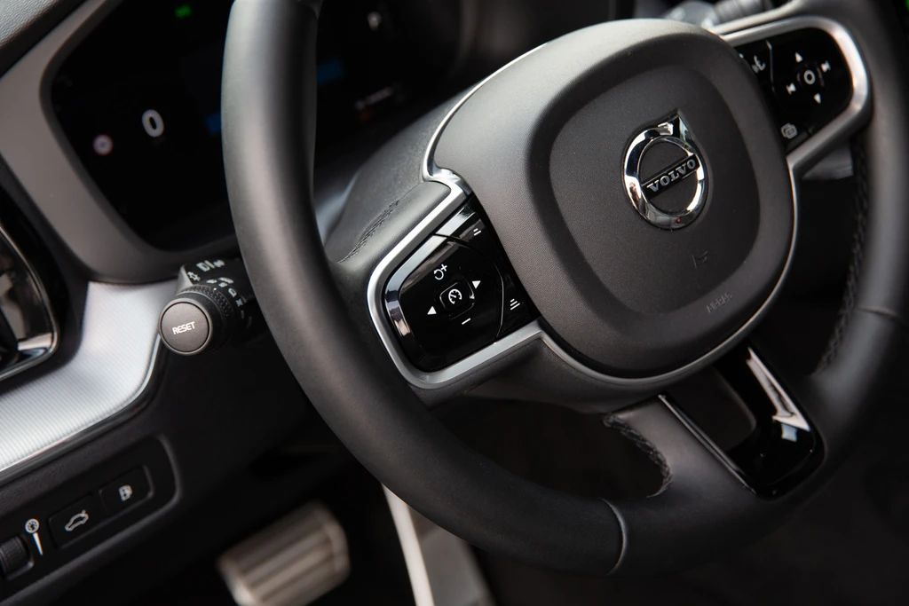 Volvo XC60 – foto 11