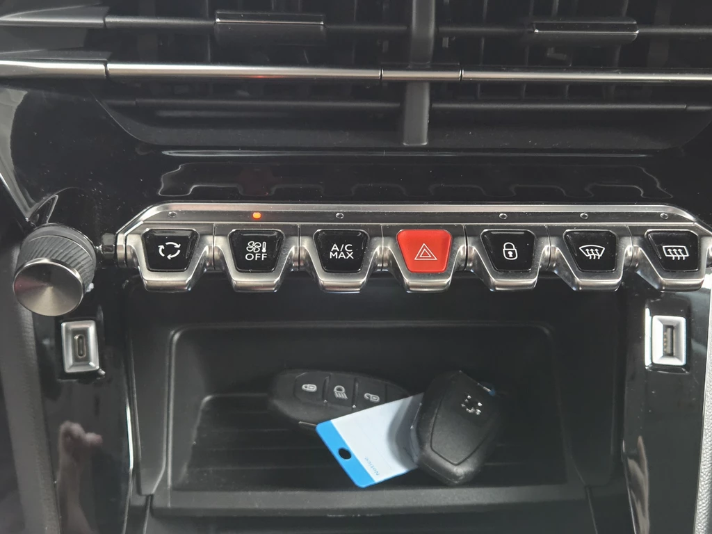 Peugeot e-2008 – foto 44