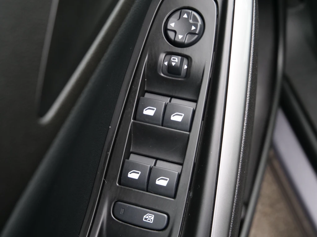 Opel Grandland – foto 15