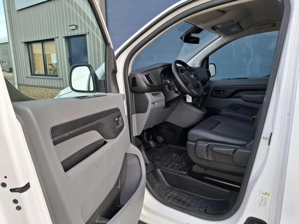 Opel Vivaro – foto 18