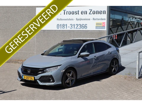 Honda Civic 1.5 i-VTEC Sport Plus Panoramadak/Achteruitrijcamera/Stoelverwarming/Apple carplay/Adaptieve cruise control/Lane assist/Dode hoek assistent/Leder interieur/Parkeer sensoren rondrom/Climate control/Navigatie/DAB
