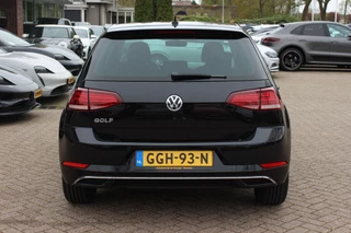 Volkswagen Golf – thumbnail 4