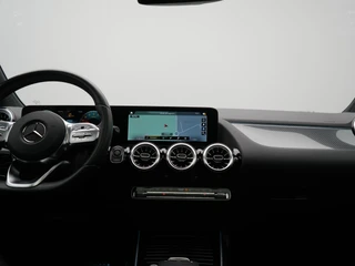 Mercedes-Benz GLA – thumbnail 30