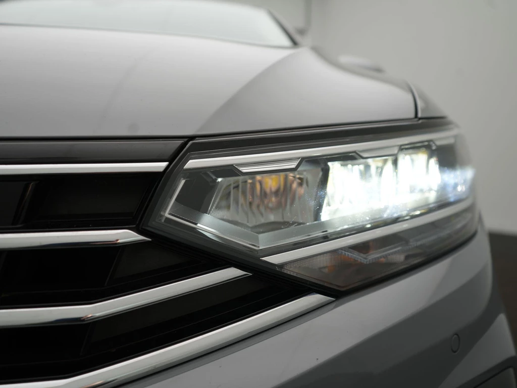 Volkswagen Passat – foto 53