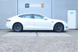 Tesla Model S – thumbnail 4