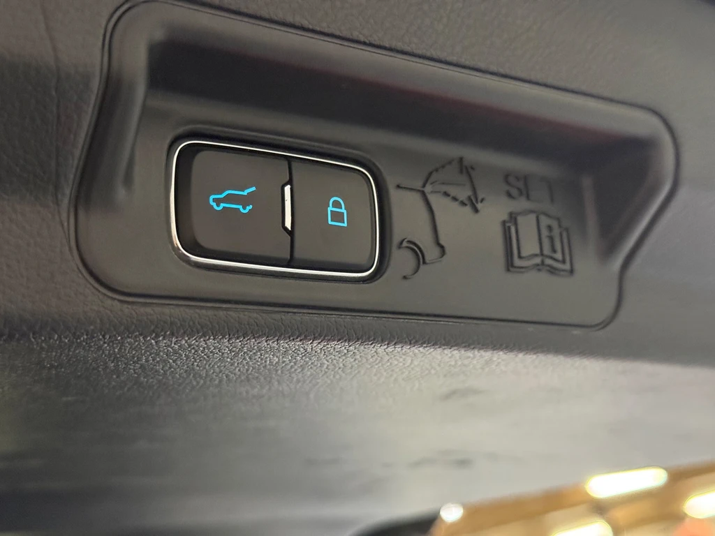 Ford Explorer – foto 17