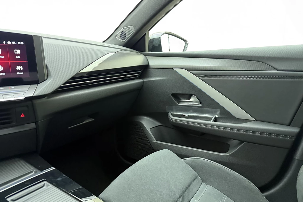 Opel Astra – foto 36