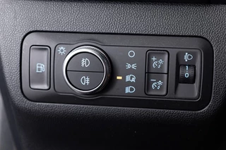 Ford Kuga – thumbnail 14