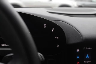 Porsche Taycan – thumbnail 30