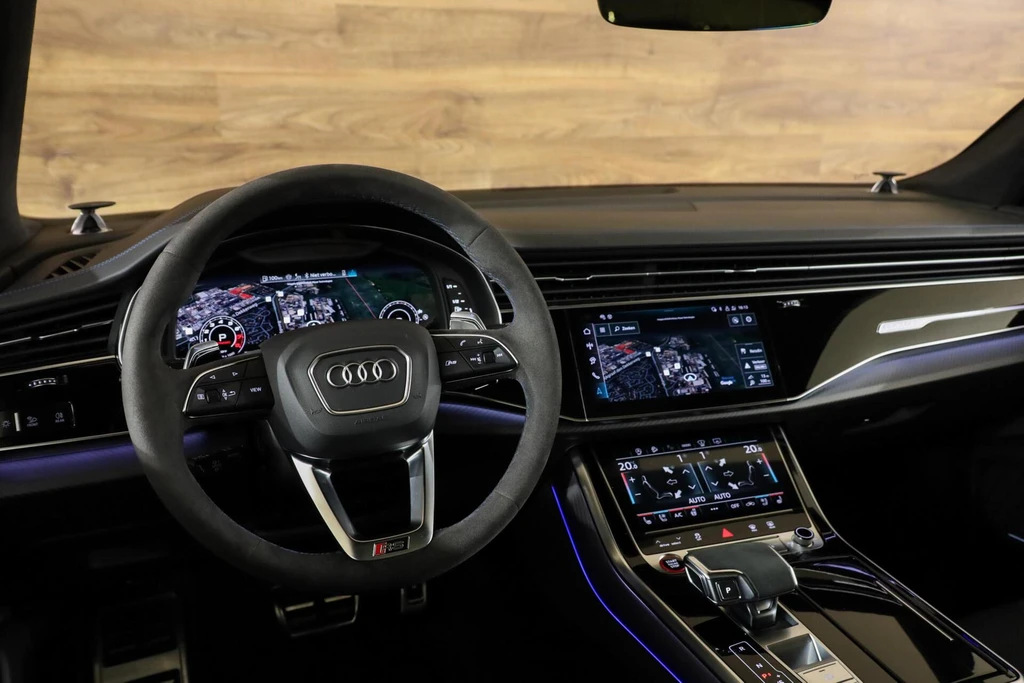 Audi RSQ8 – foto 27
