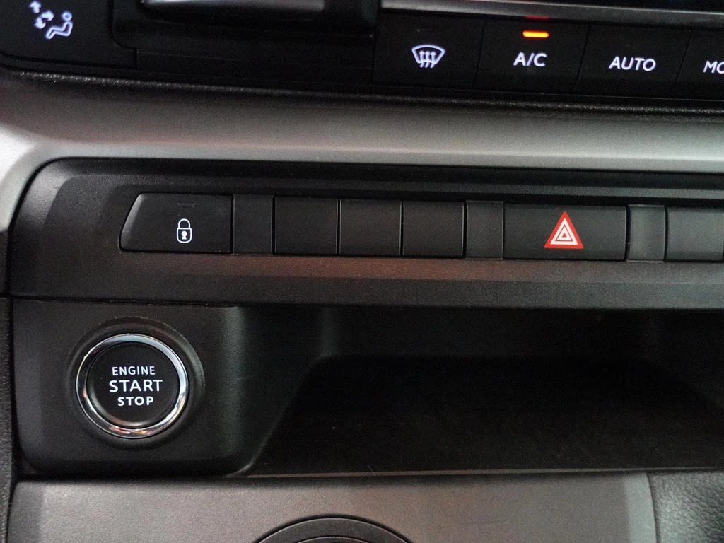 Opel Vivaro – foto 23