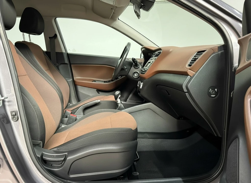 Hyundai i20 – foto 10