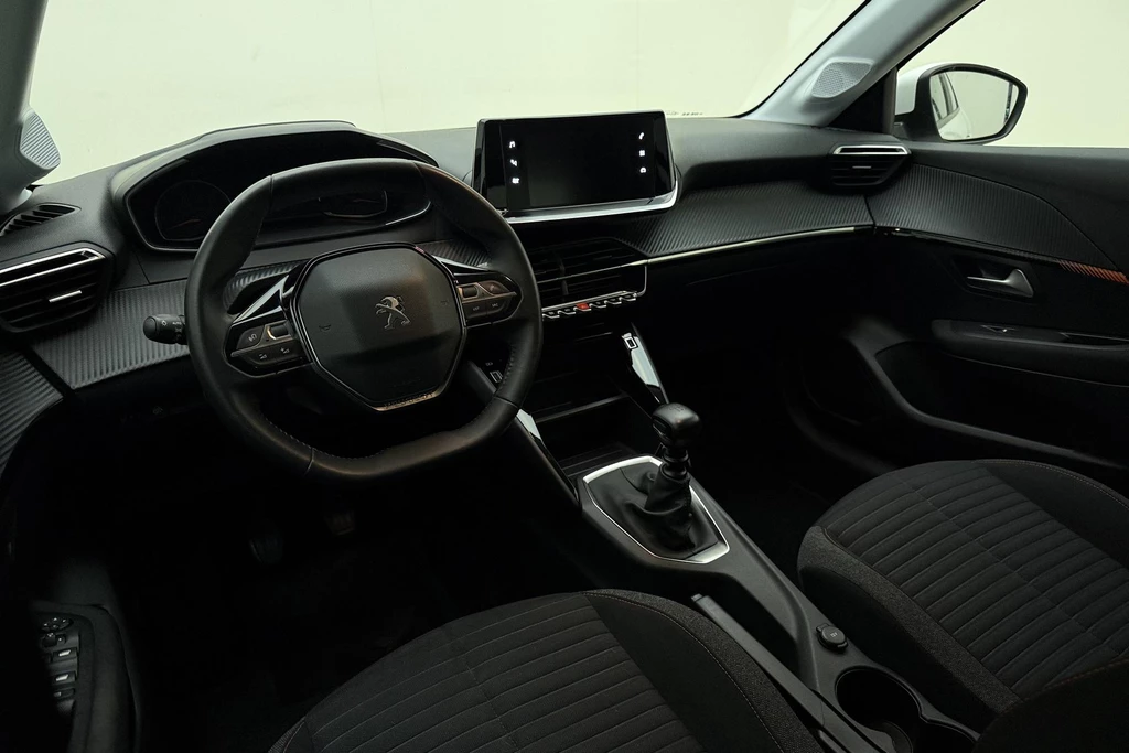 Peugeot 208 – foto 15