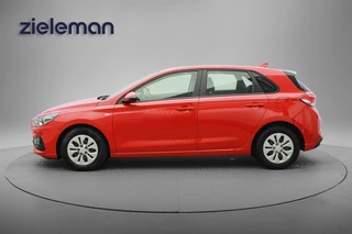 Hyundai i30 – thumbnail 2