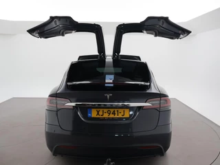 Tesla Model X – thumbnail 7