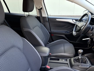 Ford Focus – thumbnail 23
