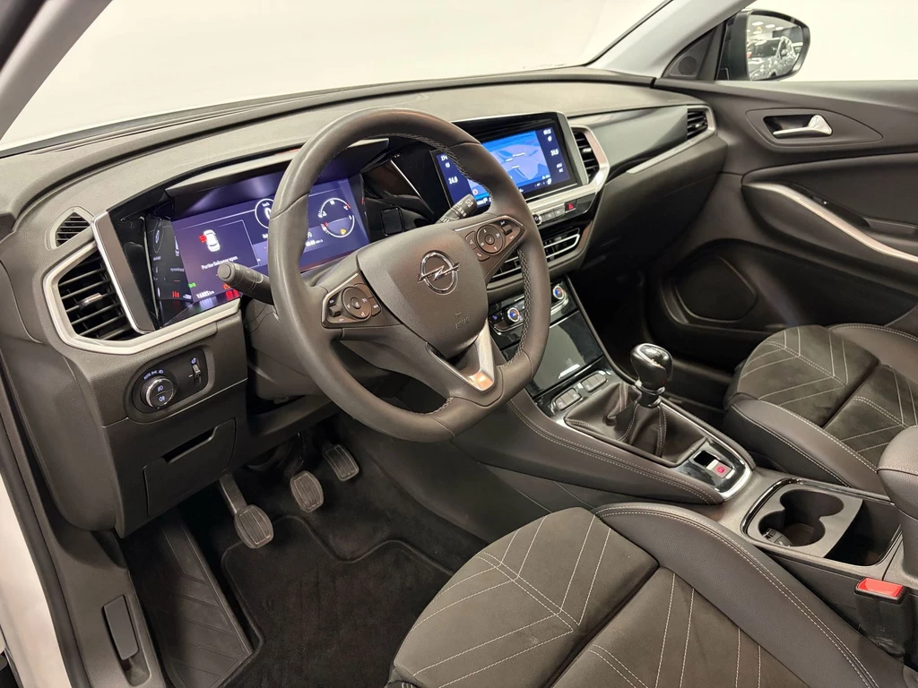 Opel Grandland – foto 12