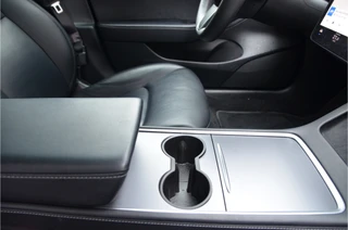 Tesla Model 3 – thumbnail 8