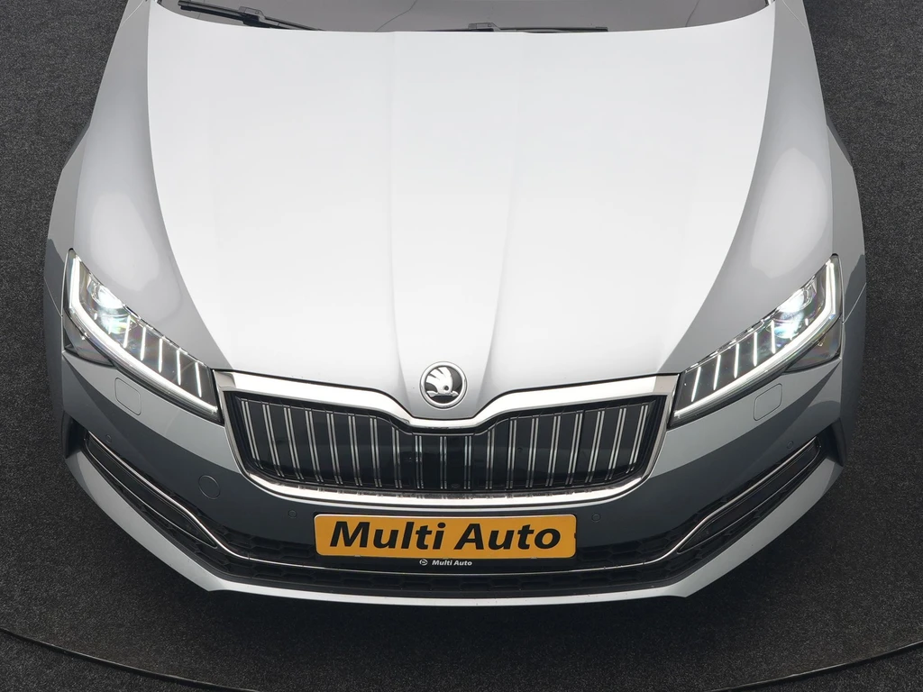 Škoda Superb – foto 11