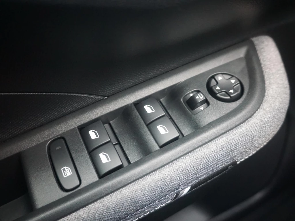 Opel Frontera – foto 12