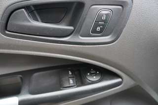 Ford Transit Connect – thumbnail 23
