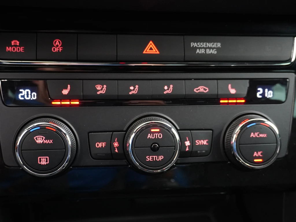 SEAT Leon – foto 25