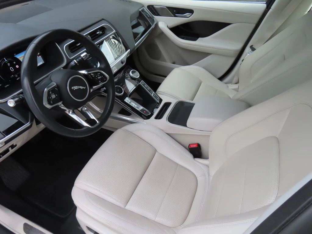 Jaguar I-PACE – foto 8
