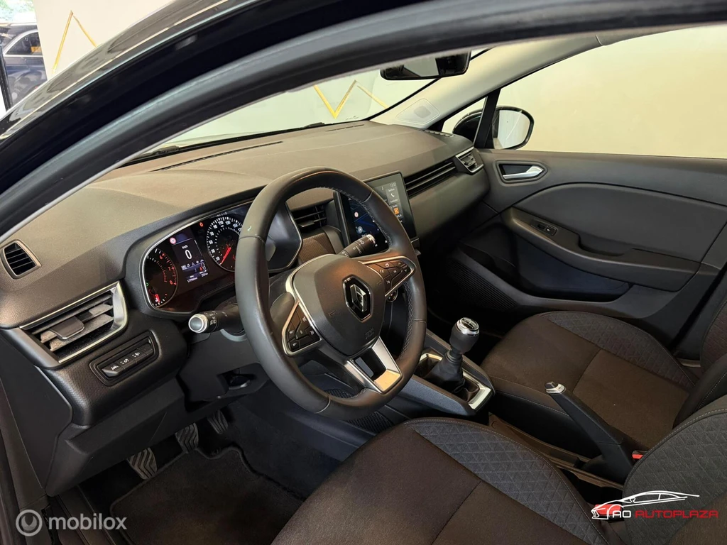 Renault Clio – foto 11