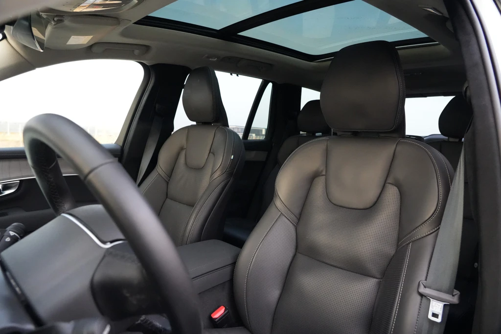 Volvo XC90 – foto 8