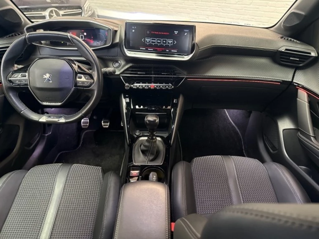 Peugeot 208 – foto 14