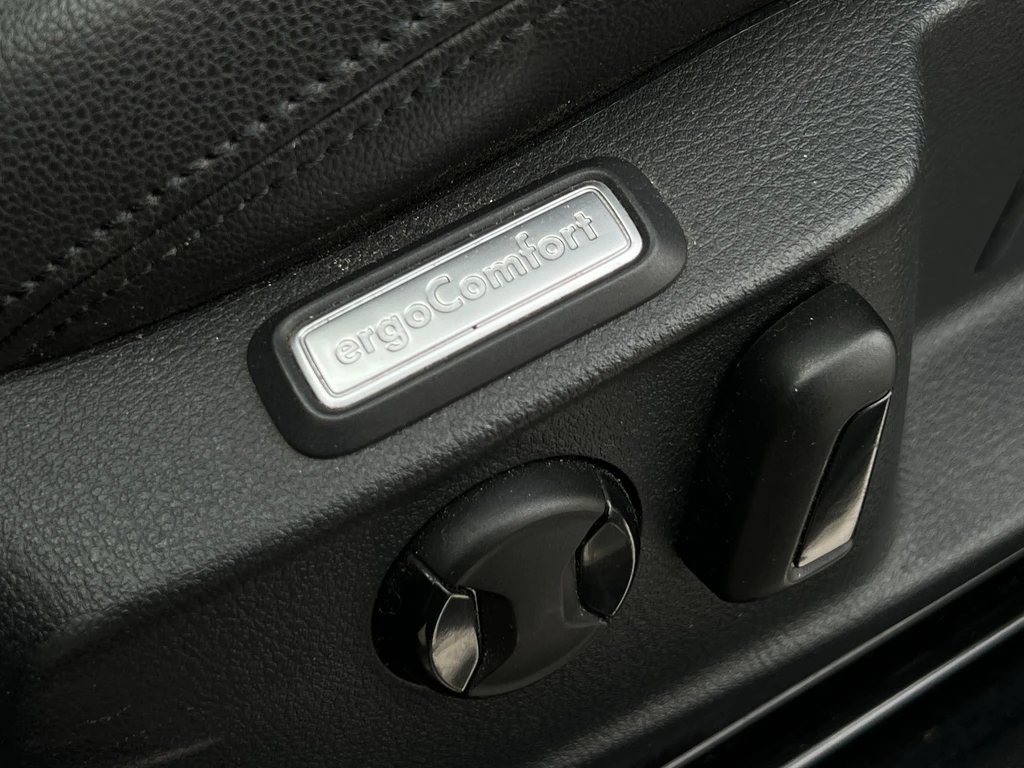 Volkswagen Passat – foto 21