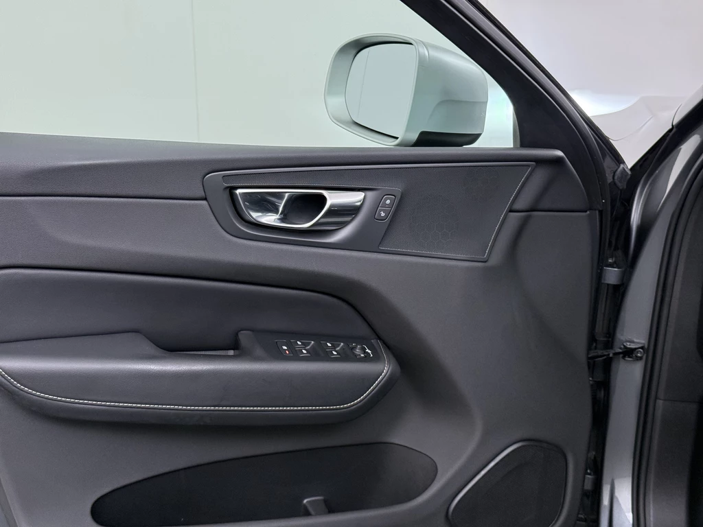 Volvo XC60 – foto 28