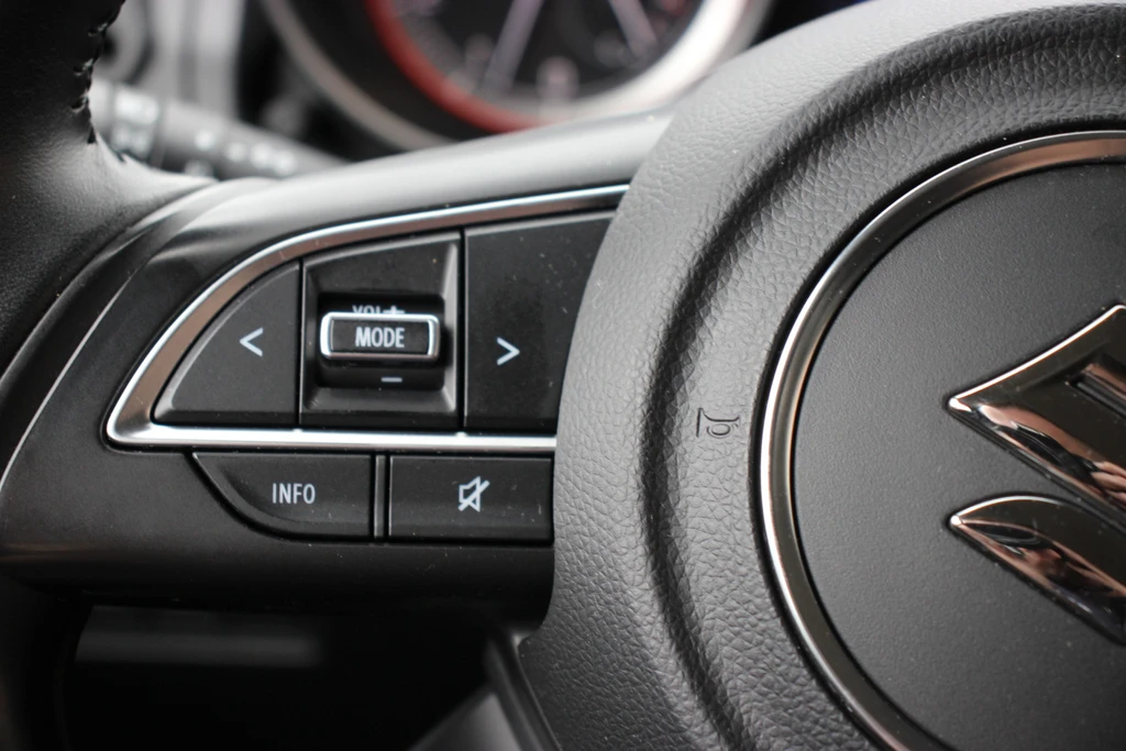 Suzuki Swift – foto 21
