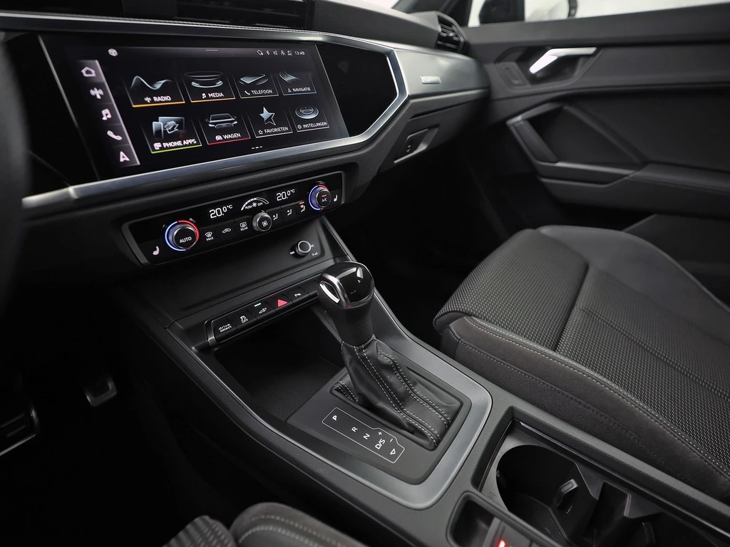 Audi Q3 – foto 12