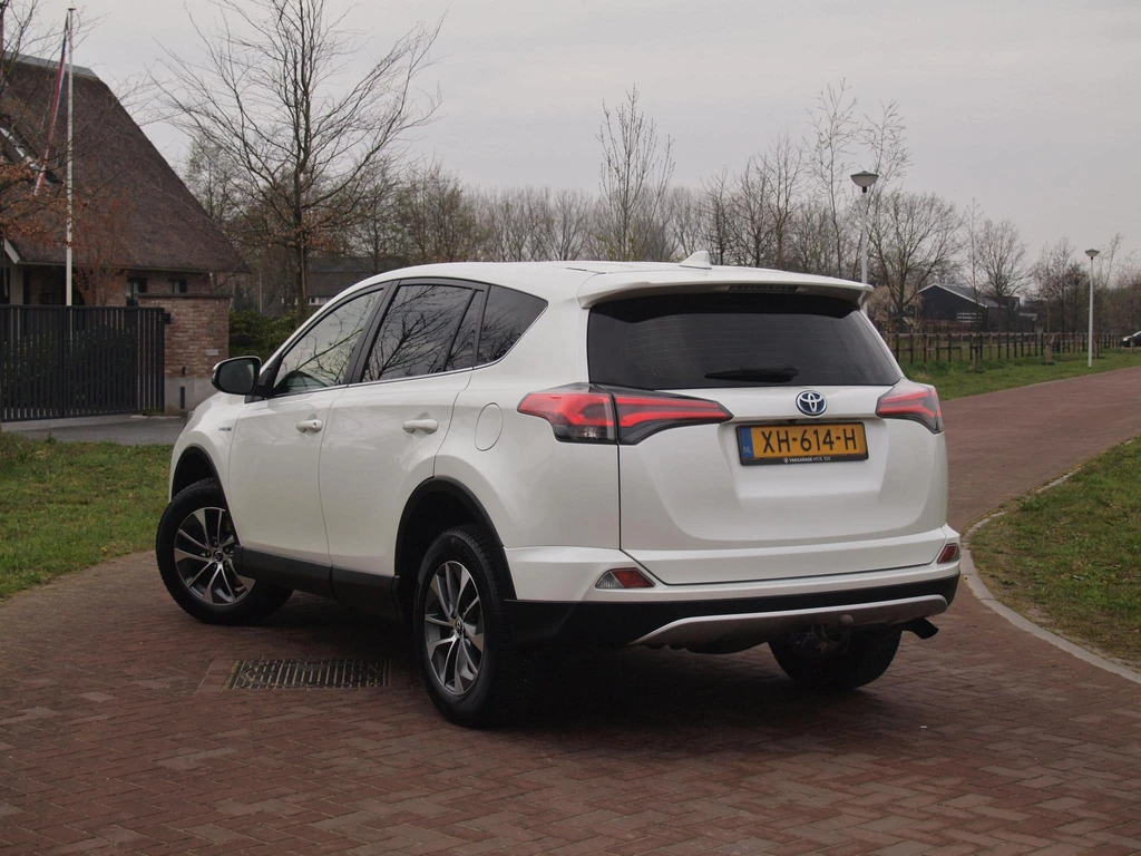 Toyota RAV4 – foto 3