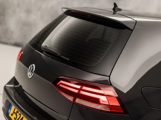 Volkswagen Golf – thumbnail 33