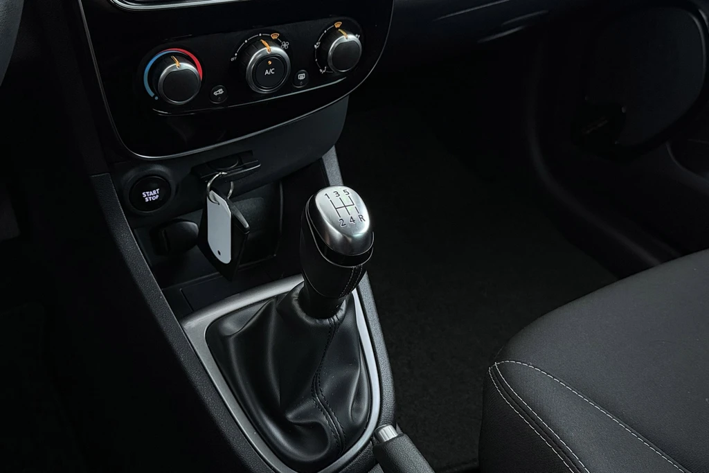Renault Clio – foto 30