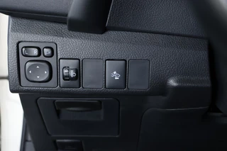 Toyota Auris – thumbnail 18