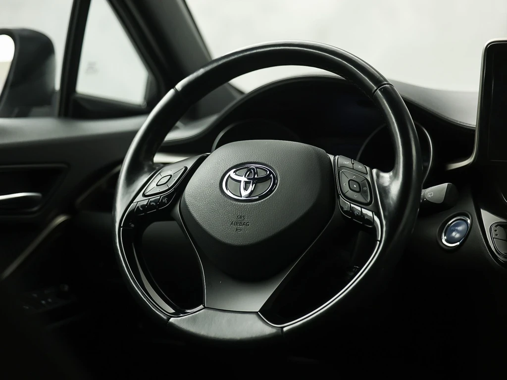 Toyota C-HR – foto 17