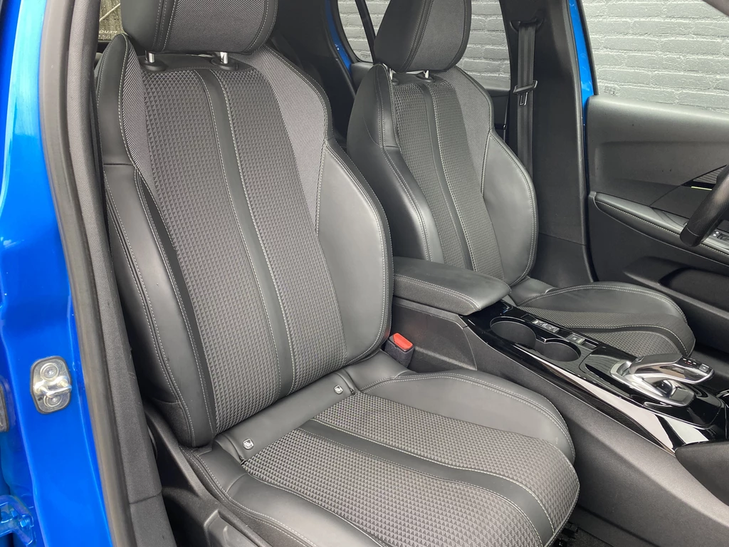 Peugeot 208 – foto 17