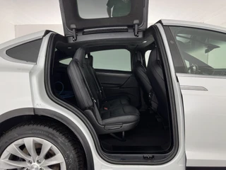 Tesla Model X – thumbnail 11