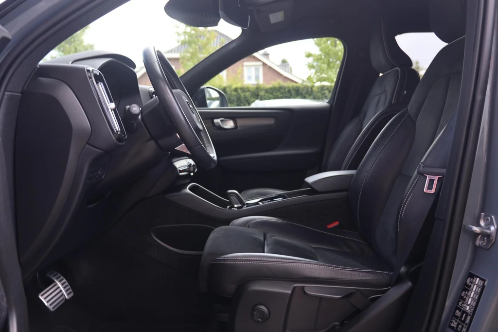 Volvo XC40 – foto 23