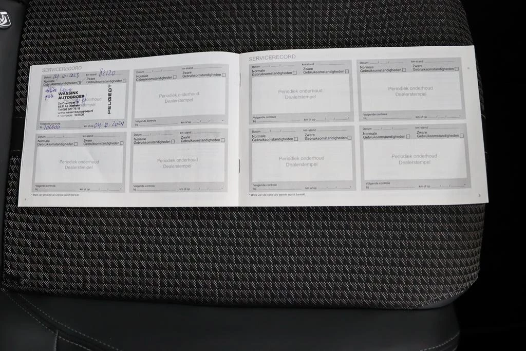 Peugeot 208 – foto 24